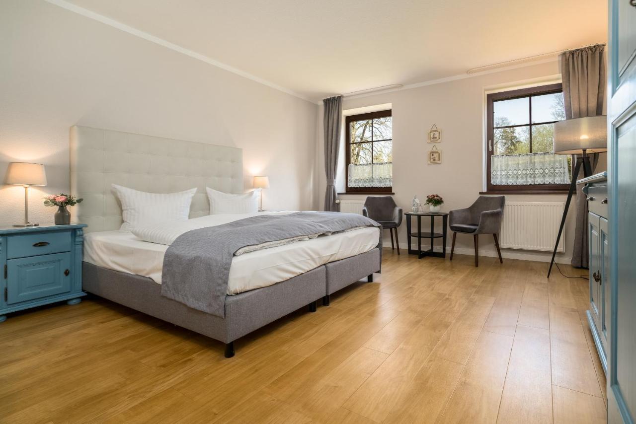 Hotel Residenz Am Ostufer Boek Esterno foto